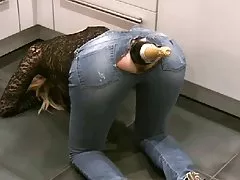 成熟的母亲他妈的她这样年轻的男孩