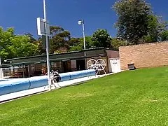 了不起的热日本妈妈，年轻的男孩